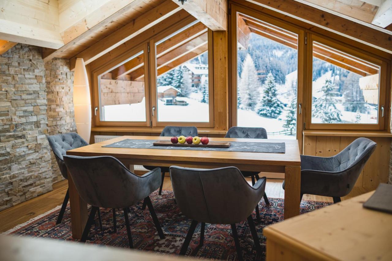 Garni Hotel Rosengarten B&B Selva di Val Gardena Dış mekan fotoğraf